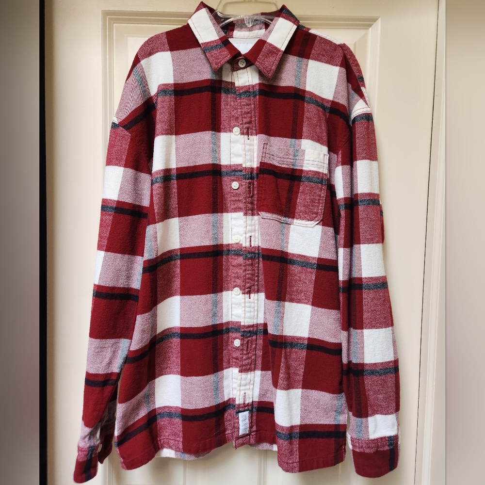 Hollister Mens Red and White Plaid Flannel Shirt, Size MED